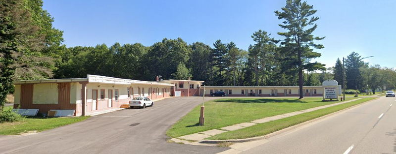 Bridgman Inn (Lazy V Motel) - From Web Listing (newer photo)